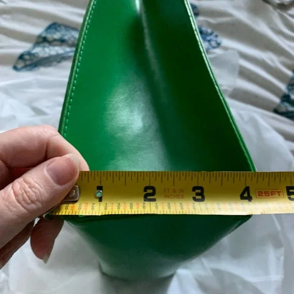 NWT Trendy Green Tote “I Speak Fluent French” Fashion Bag - Picture 7 of 7